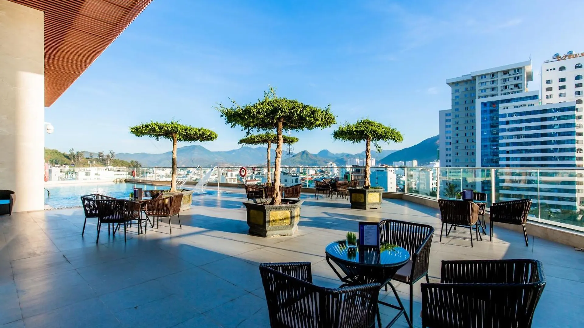 Oceanus Oasis Retreat - Nha Trang Apartment